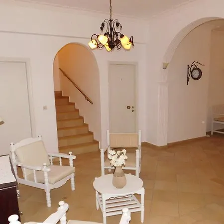 Maison d'hôtes Galini 2*