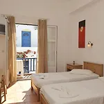 בית הארחה Galini 2*